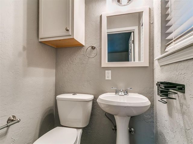 1017 S Anderson Road, Choctaw, OK 73020