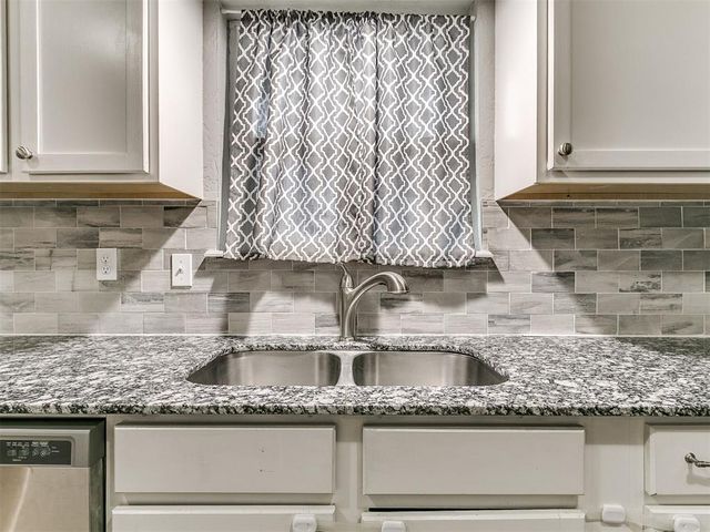 1017 S Anderson Road, Choctaw, OK 73020