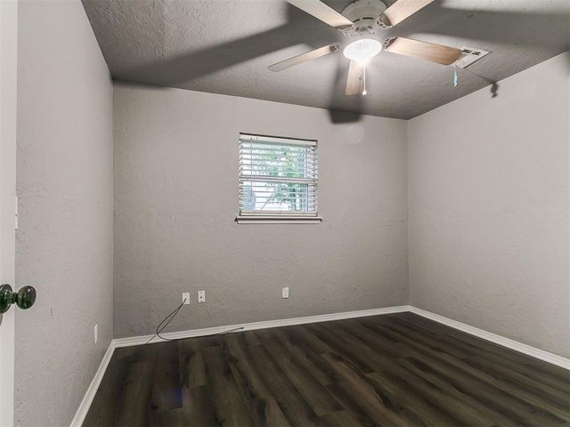 1017 S Anderson Road, Choctaw, OK 73020