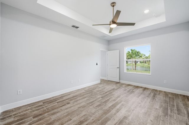 7825 92nd Court, Vero Beach, FL 32967