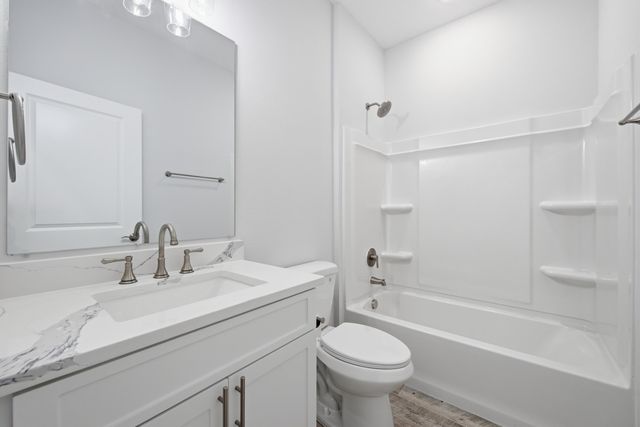 7825 92nd Court, Vero Beach, FL 32967