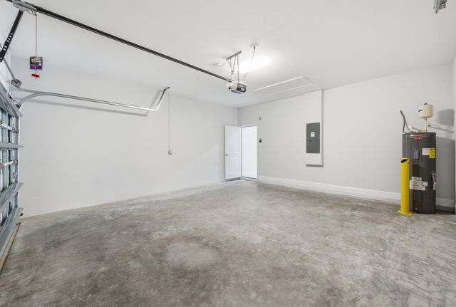 7825 92nd Court, Vero Beach, FL 32967