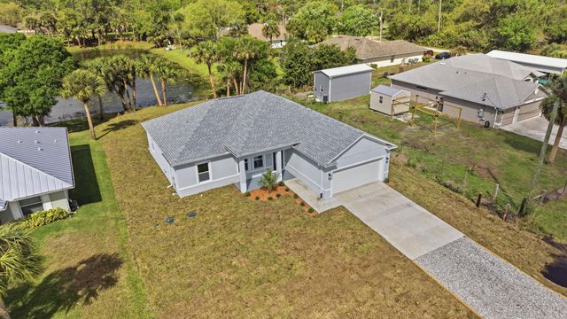 7825 92nd Court, Vero Beach, FL 32967