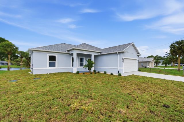 7825 92nd Court, Vero Beach, FL 32967