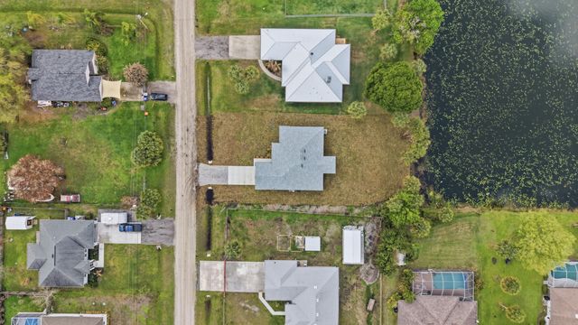 7825 92nd Court, Vero Beach, FL 32967