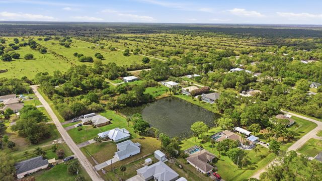 7825 92nd Court, Vero Beach, FL 32967