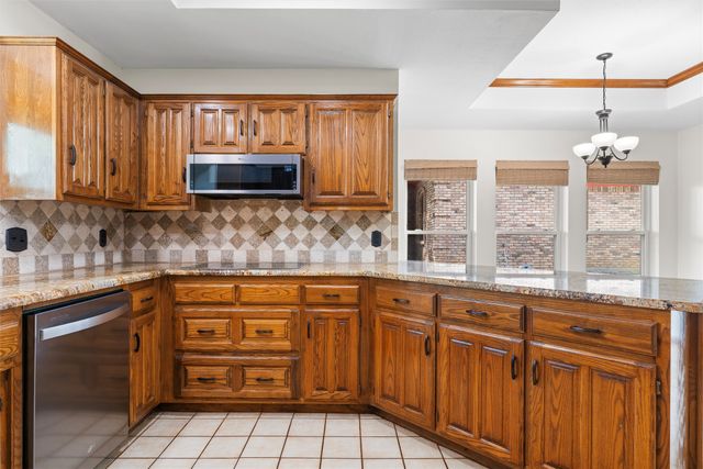 4203 Oak Springs Drive, Arlington, TX 76016