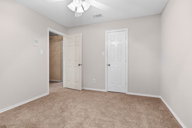4203 Oak Springs Drive, Arlington, TX 76016