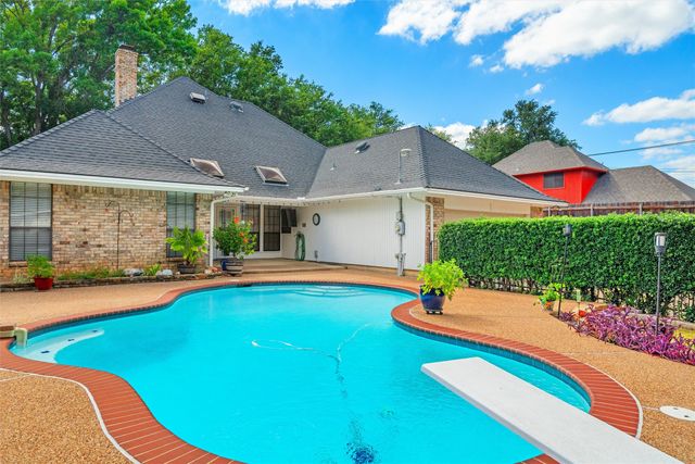 4203 Oak Springs Drive, Arlington, TX 76016