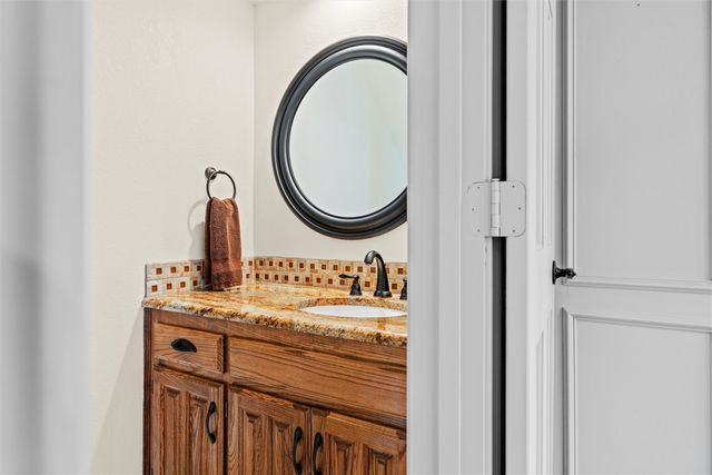 4203 Oak Springs Drive, Arlington, TX 76016
