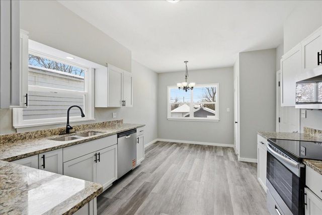 1121 2nd Street, Hudson, WI 54016