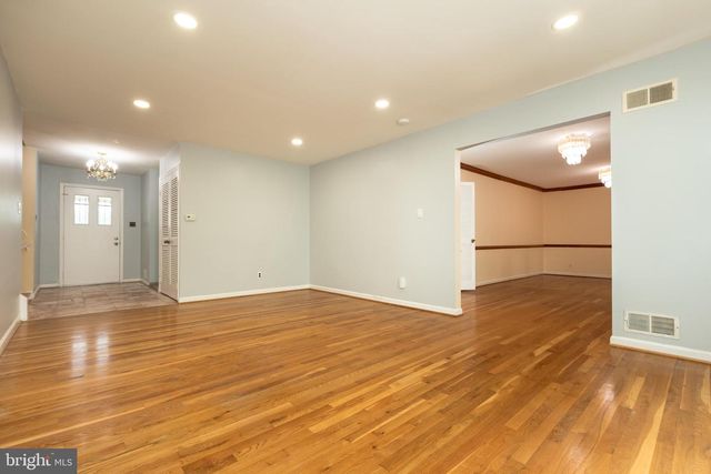11506 KAREN DR, Rockville, MD 20854