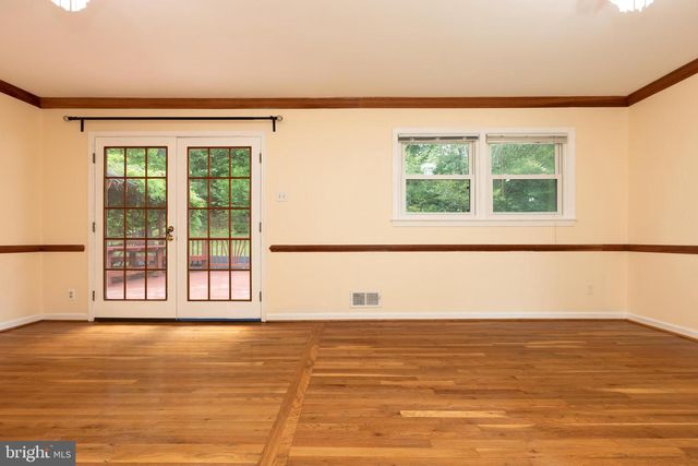 11506 KAREN DR, Rockville, MD 20854