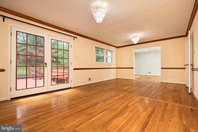 11506 KAREN DR, Rockville, MD 20854