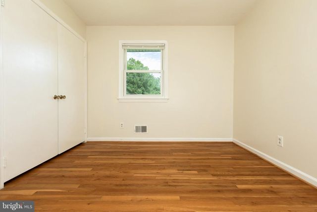 11506 KAREN DR, Rockville, MD 20854