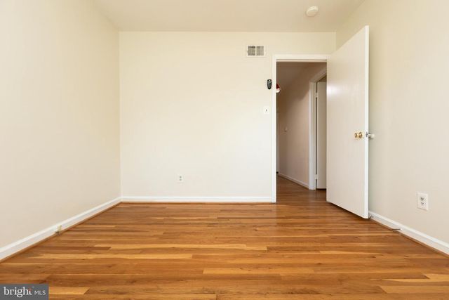 11506 KAREN DR, Rockville, MD 20854