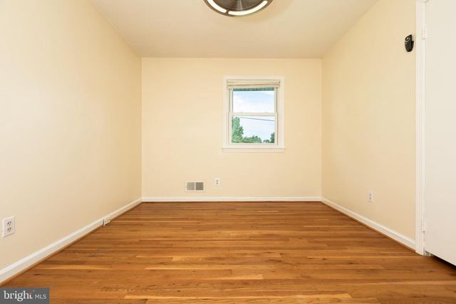 11506 KAREN DR, Rockville, MD 20854