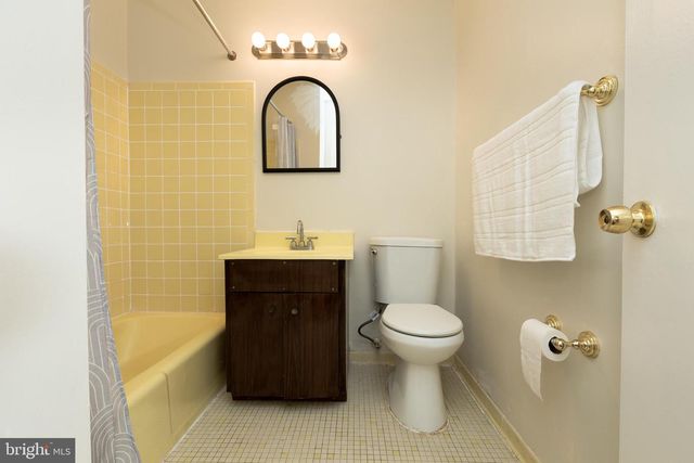 11506 KAREN DR, Rockville, MD 20854