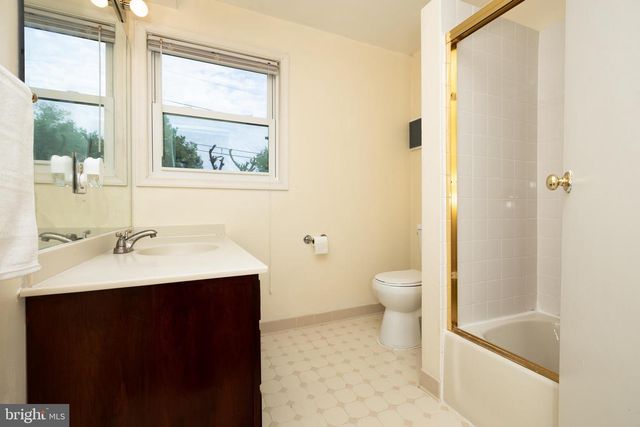 11506 KAREN DR, Rockville, MD 20854