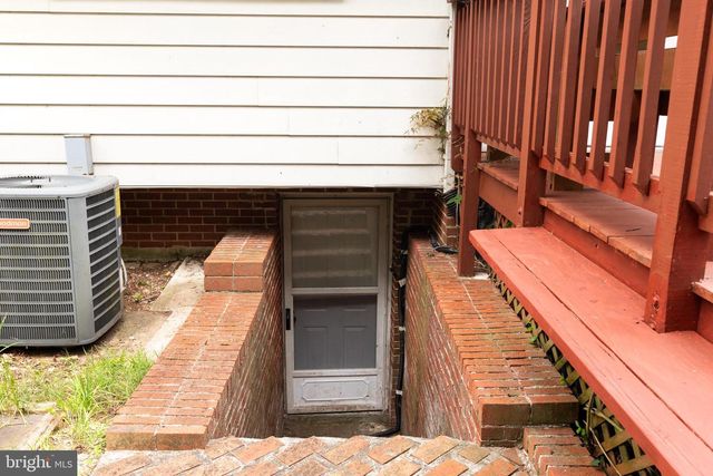 11506 KAREN DR, Rockville, MD 20854