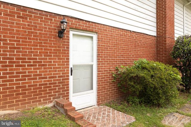 11506 KAREN DR, Rockville, MD 20854