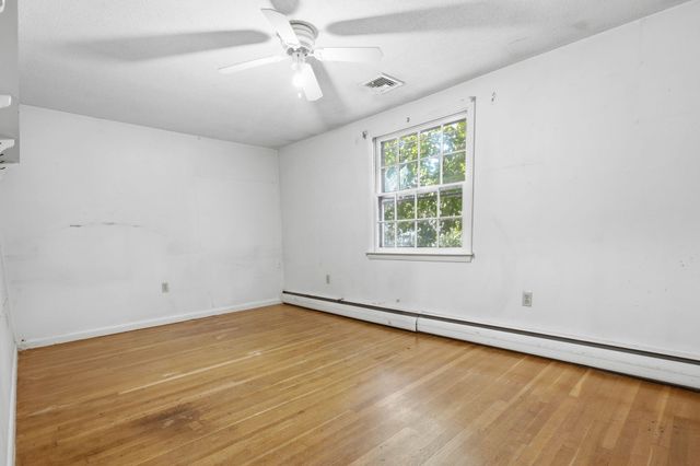 3 Alice Drive, Nashua, NH 03063