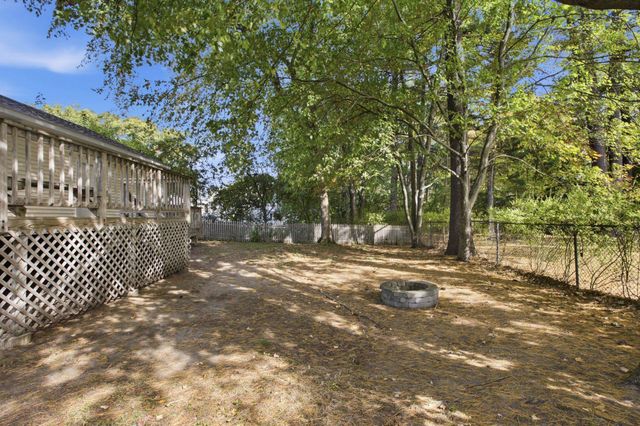 3 Alice Drive, Nashua, NH 03063
