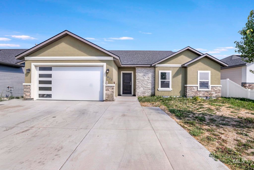1433 Kenyon Road, Twin Falls, ID 83301