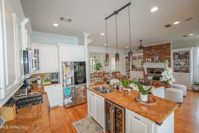 150 Martinique Drive, Madison, MS 39110