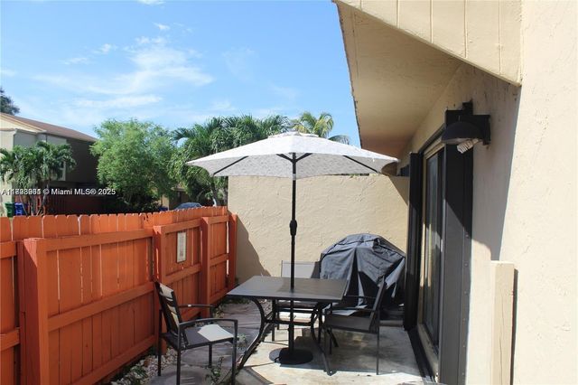 3031 W Missionwood Ln C-35, Miramar, FL 33025