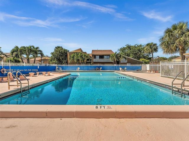 3031 W Missionwood Ln C-35, Miramar, FL 33025