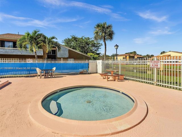 3031 W Missionwood Ln C-35, Miramar, FL 33025
