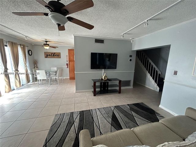 3031 W Missionwood Ln C-35, Miramar, FL 33025