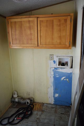 17 Mountain Laurel Street, Los Lunas, NM 87031