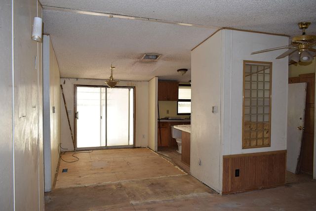 17 Mountain Laurel Street, Los Lunas, NM 87031