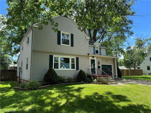410 Louisiana Avenue, Elyria, OH 44035