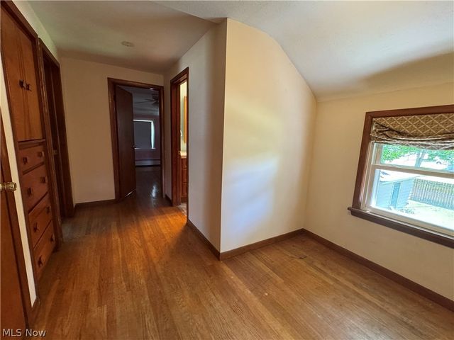 410 Louisiana Avenue, Elyria, OH 44035
