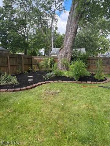 410 Louisiana Avenue, Elyria, OH 44035