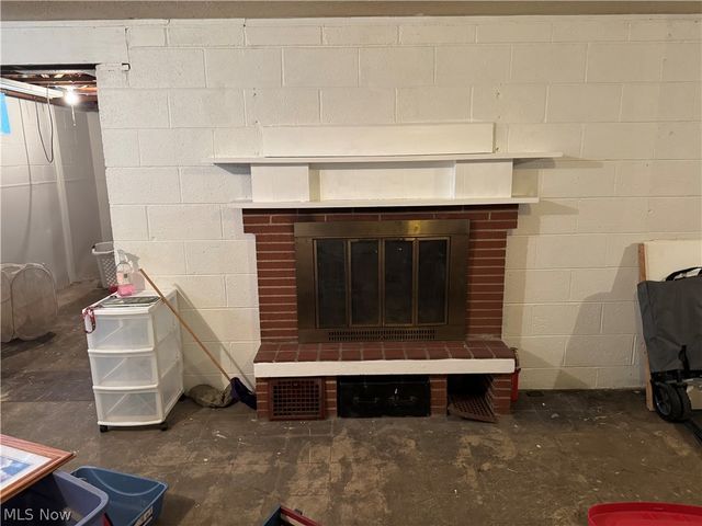 410 Louisiana Avenue, Elyria, OH 44035