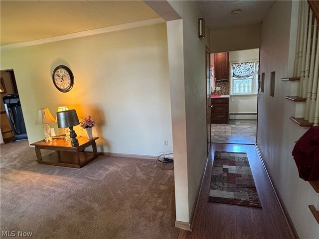 410 Louisiana Avenue, Elyria, OH 44035