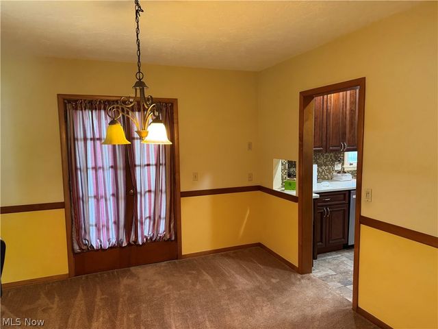 410 Louisiana Avenue, Elyria, OH 44035