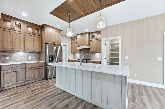 1163 E 600 N, Columbia City, IN 46725