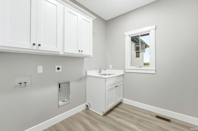 1163 E 600 N, Columbia City, IN 46725