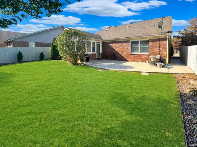 218 Shane Court, Evansville, IN 47715