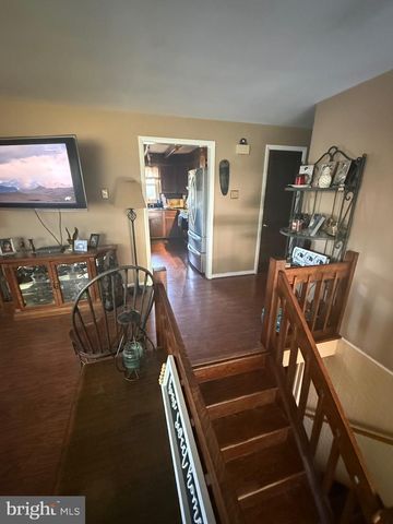 100 MAUGERS MILL RD, Pottstown, PA 19464