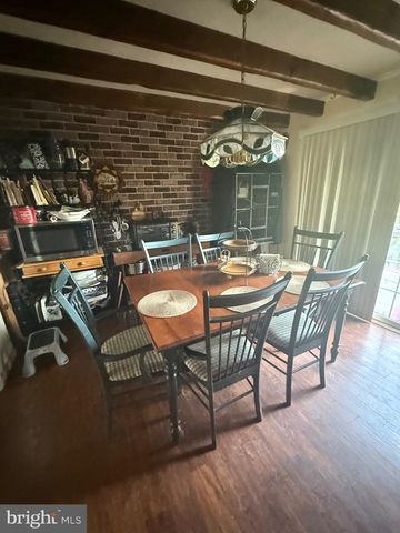 100 MAUGERS MILL RD, Pottstown, PA 19464