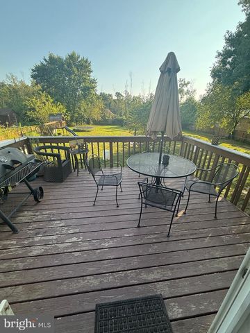 100 MAUGERS MILL RD, Pottstown, PA 19464