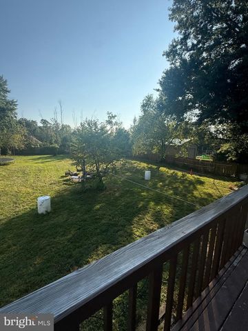 100 MAUGERS MILL RD, Pottstown, PA 19464