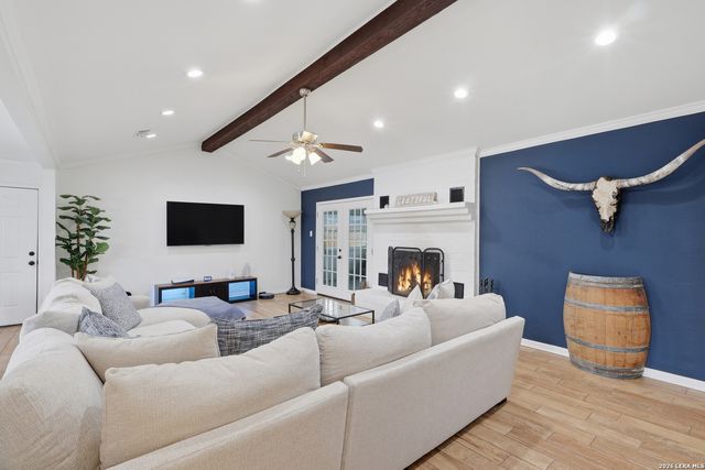1250 HOLLYHOCK LN, New Braunfels, TX 78130