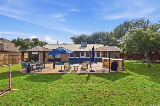 1250 HOLLYHOCK LN, New Braunfels, TX 78130